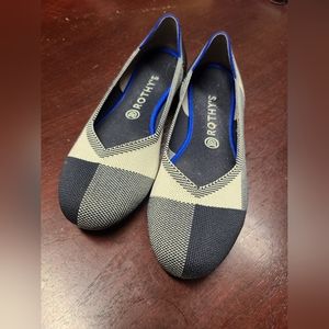 Rothy's size 10 grey, black and white flats